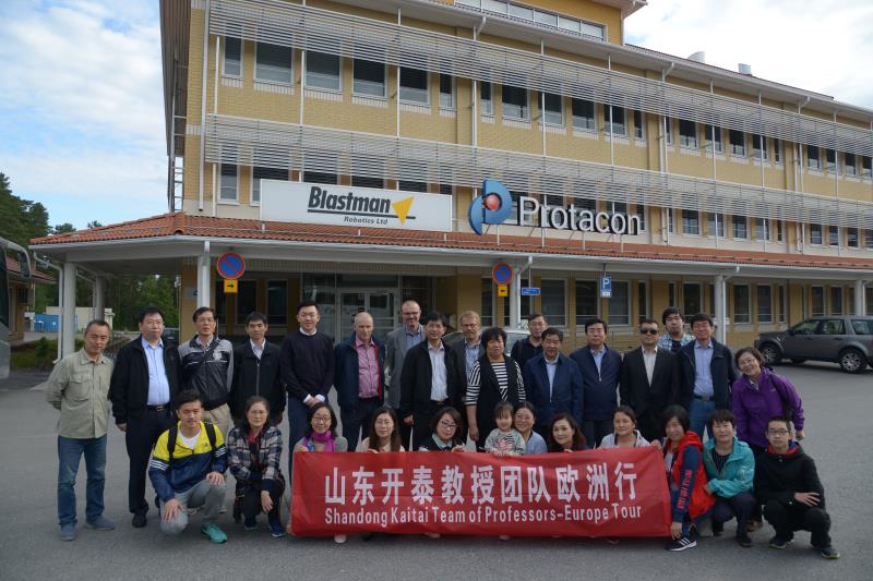 Foto del equipo de profesores Shandong Kaitai