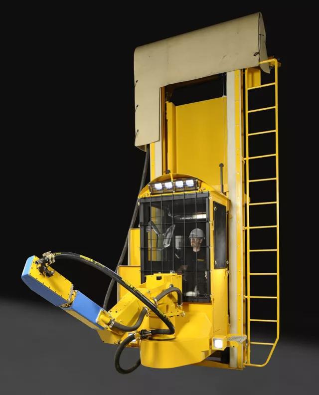 1511921023618693.jpg Blastman1.jpg