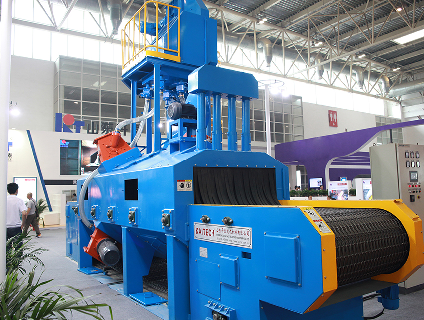 Máquina de volar de la correa de malla de alambre QWD