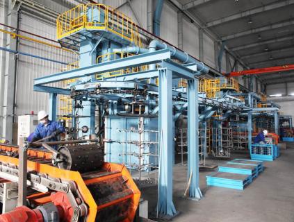 ¿Cuáles son los principales factores que influyen en la fuerza de la máquina de explosión de disparos?