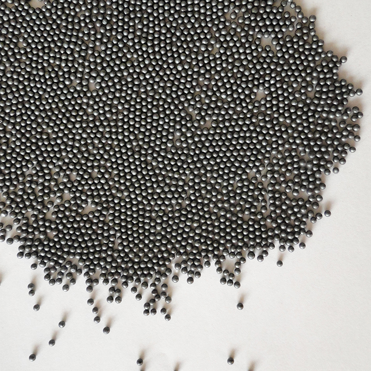 Tiro de acero fundido